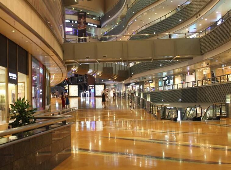malls light malls light