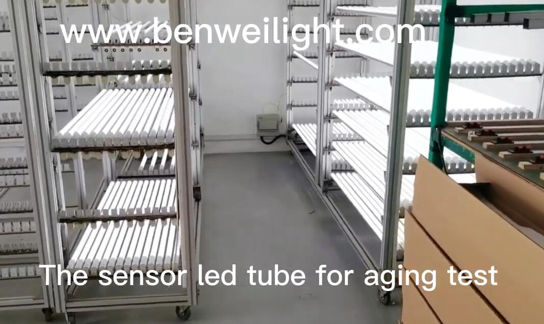 The sensor led tube for aging test The sensor led tube for aging test