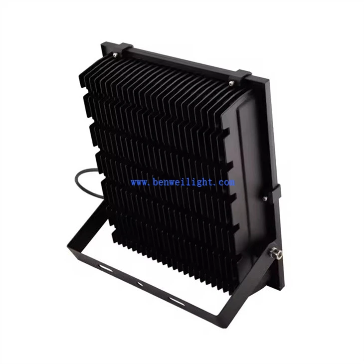 Playground LED Floodlight (2)