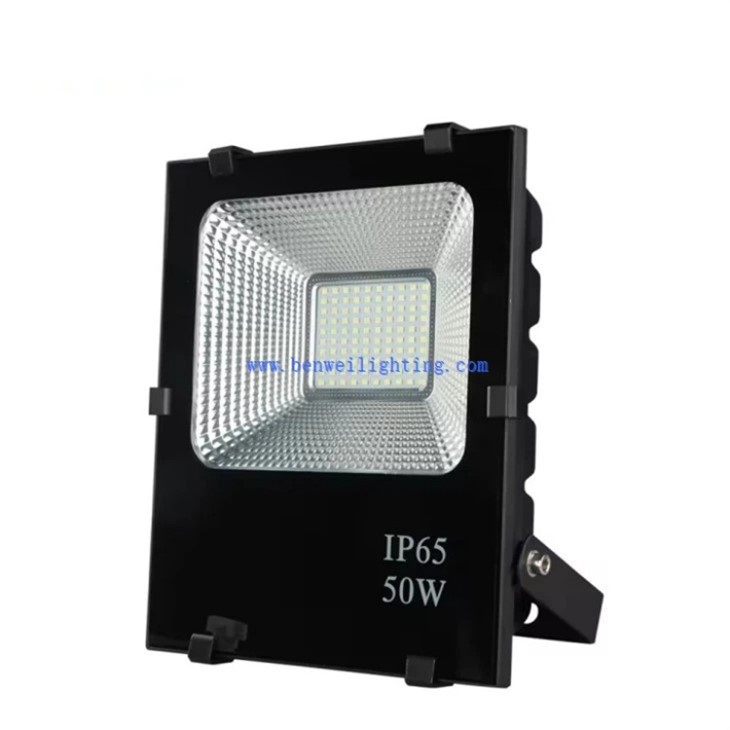 Lampu Banjir RGBCW